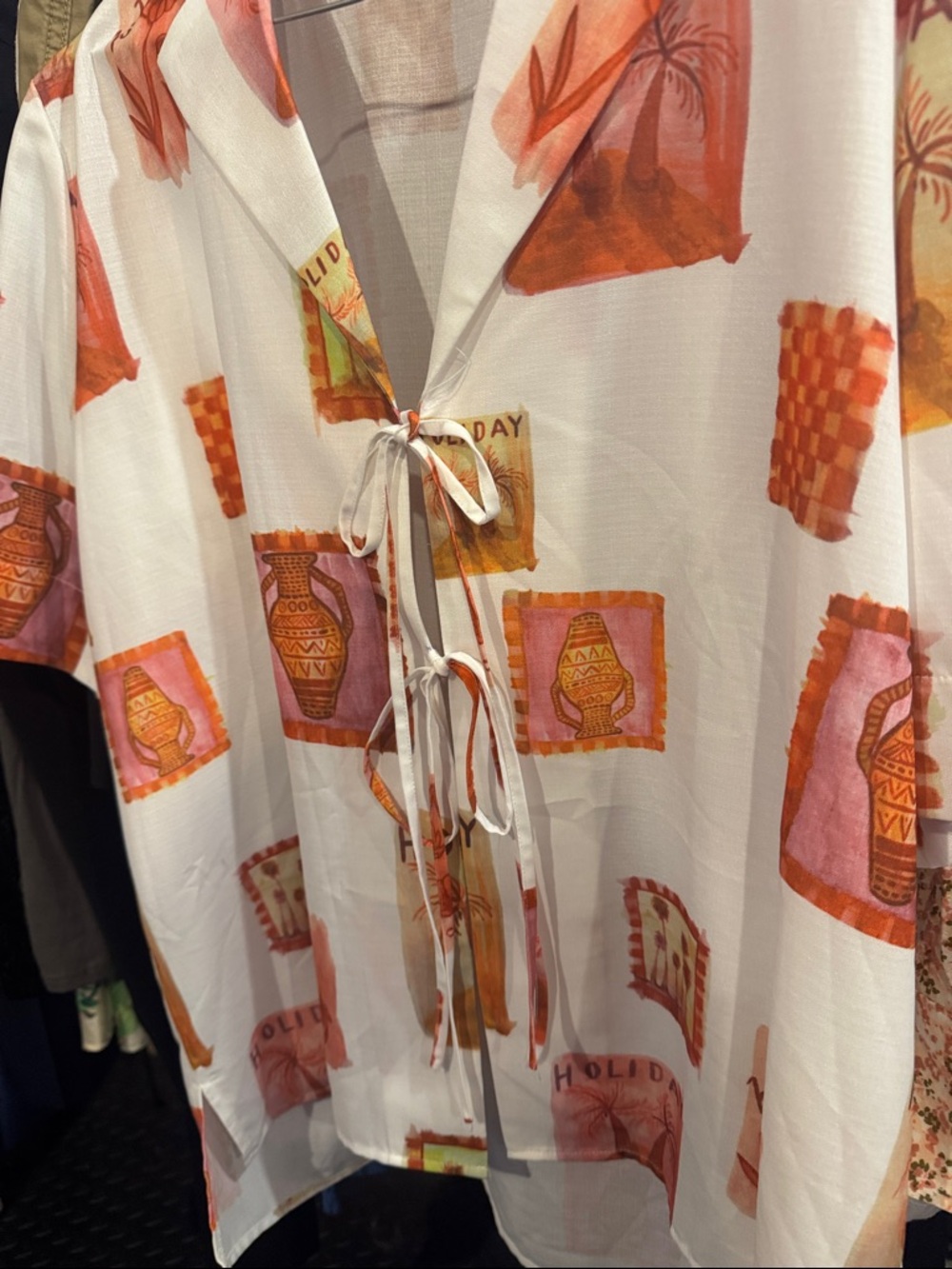 Petal & Pup• NWT Tropical Postcard Tie-Front Top / cover up PTP 24” - Picture 5 of 6